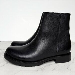 New! Frye Veronica Inside Zip Black Leather Bootie 8B